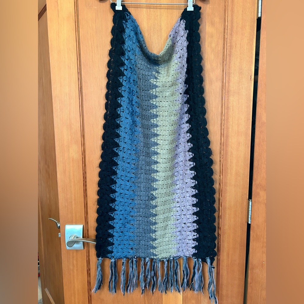 Open Knit Scarf - Picture 2 of 5